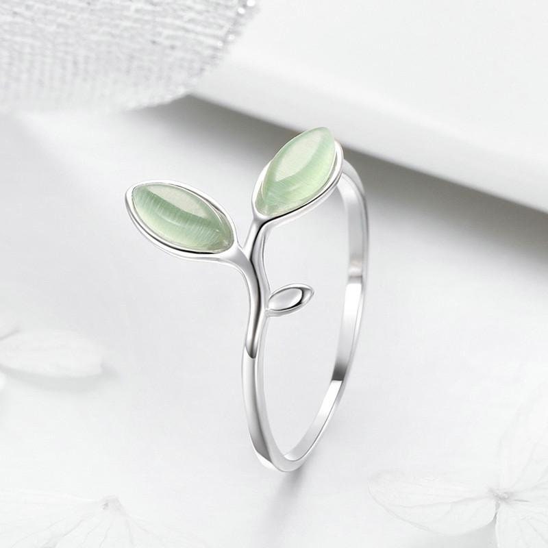 Silver & Green Leaf Ring