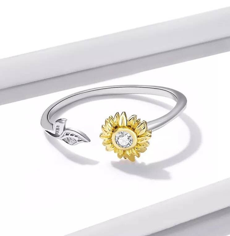 Silver Sunflower Ring