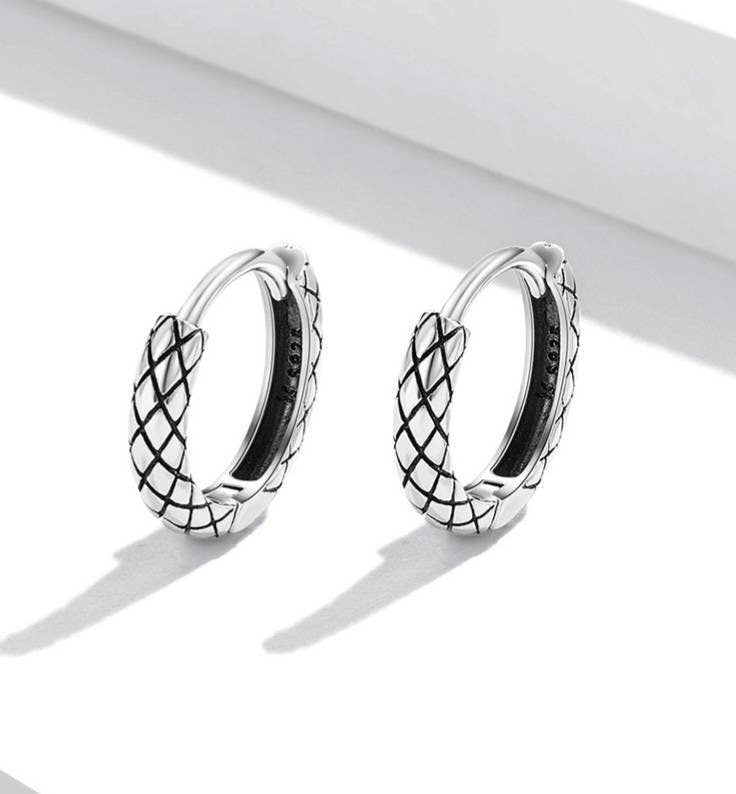 Patterned hoop earrings