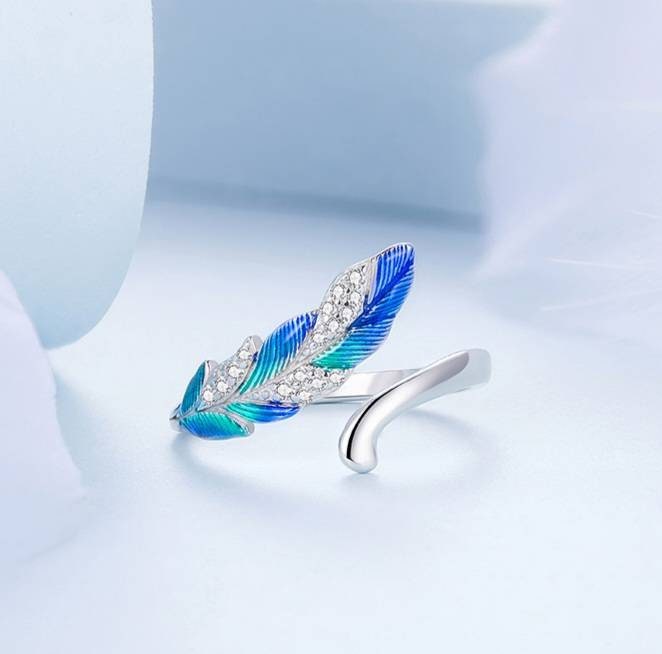 Sparkly Blue Feather Ring